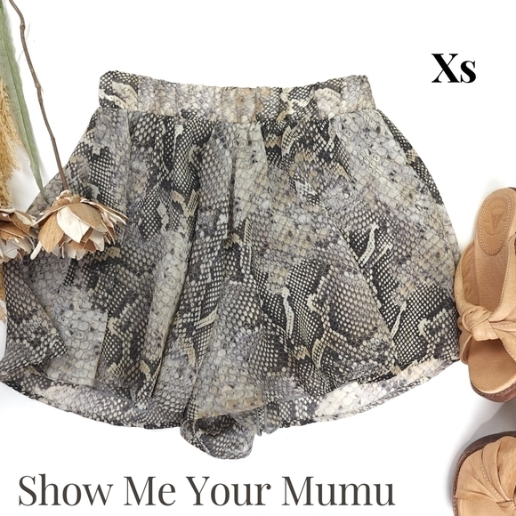 Show Me Your Mumu Snakeskin Print Sheer Layered Shorts Sz XS - Picture 1 of 14